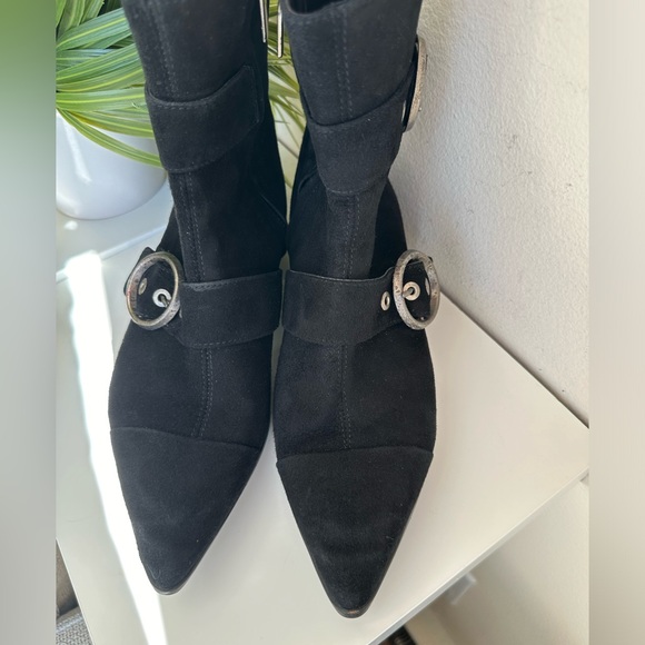 Zara | Flat Suede Boots - Picture 8 of 16